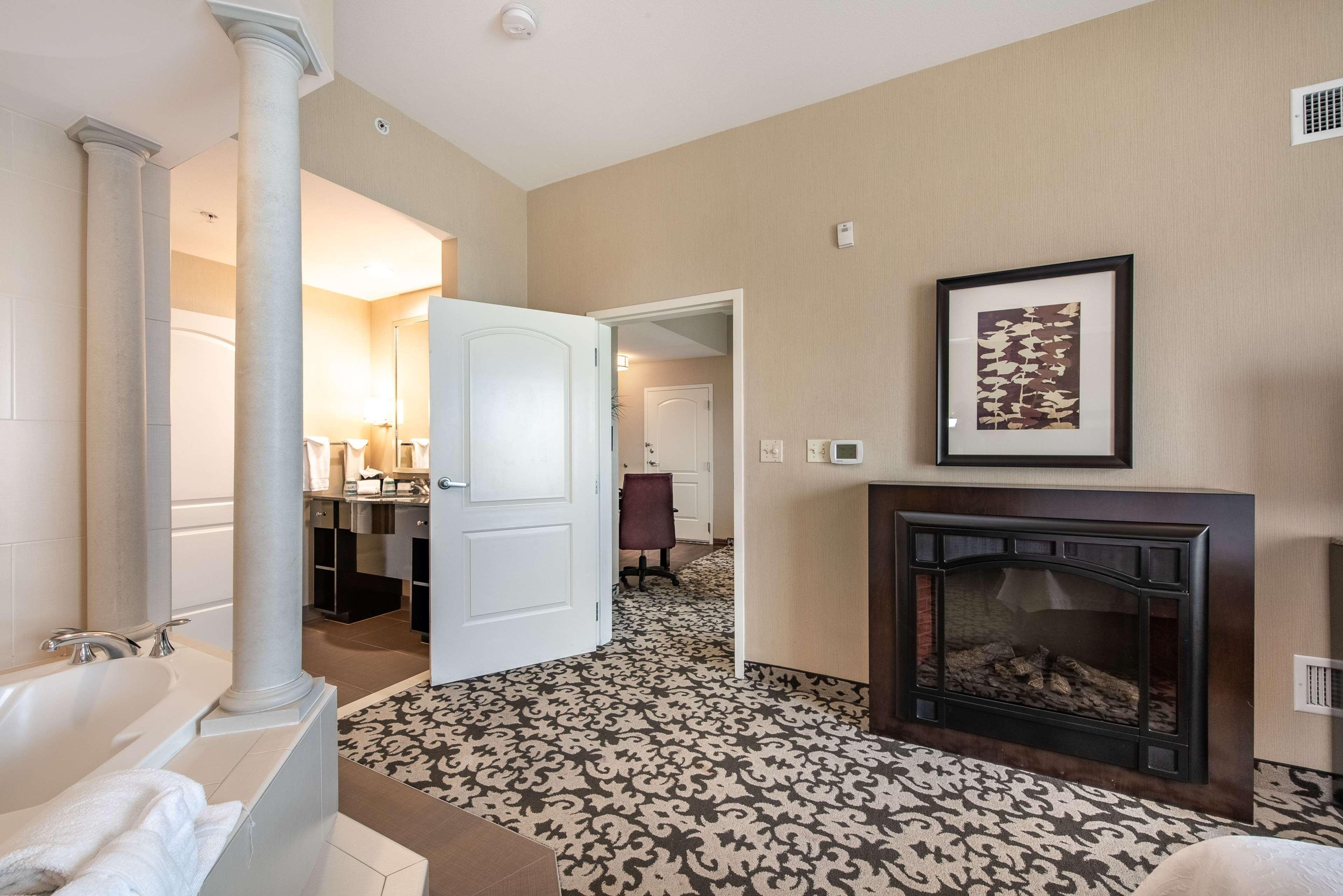 Homewood Suites By Hilton Oxnard/Camarillo Exterior photo