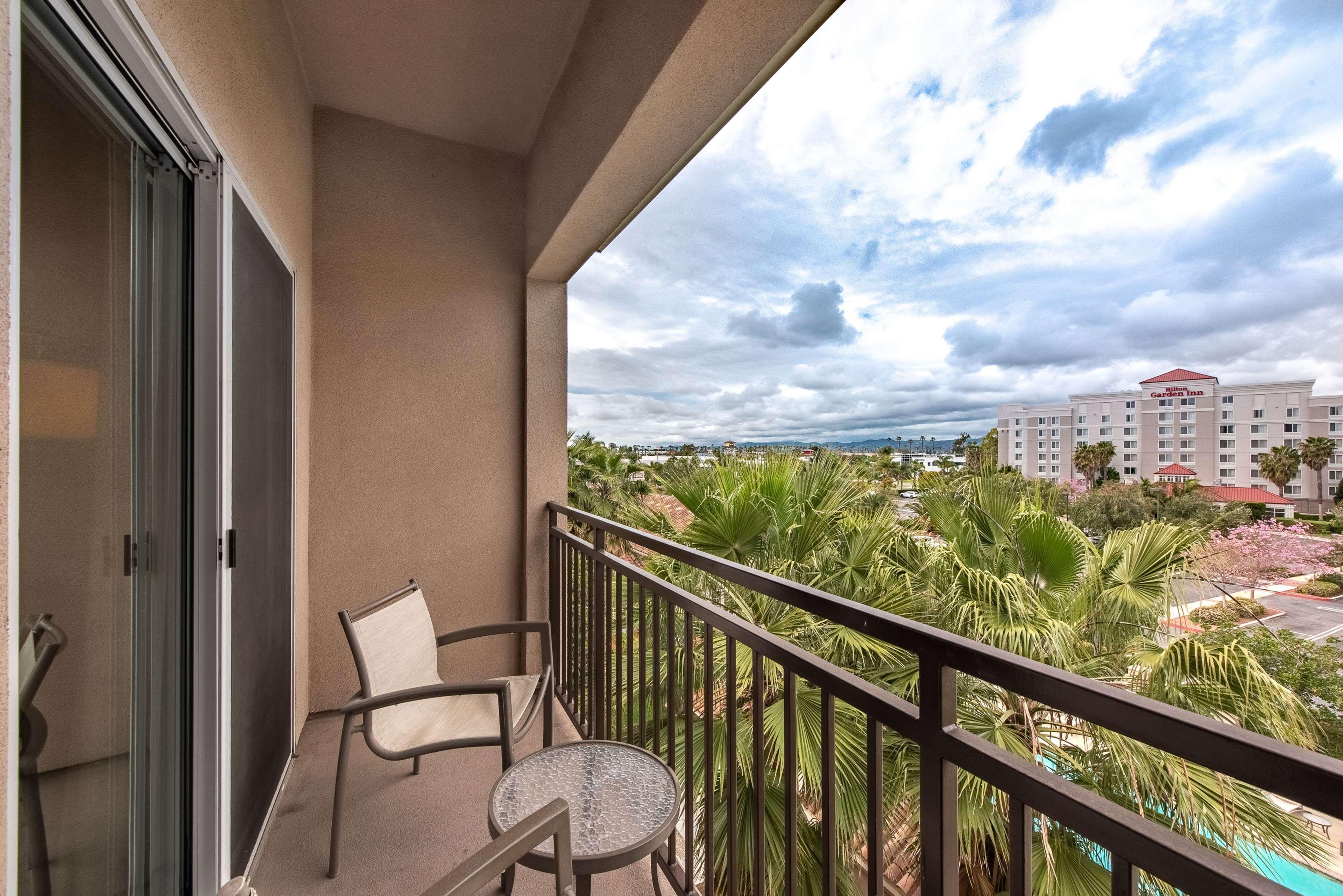 Homewood Suites By Hilton Oxnard/Camarillo Exterior photo