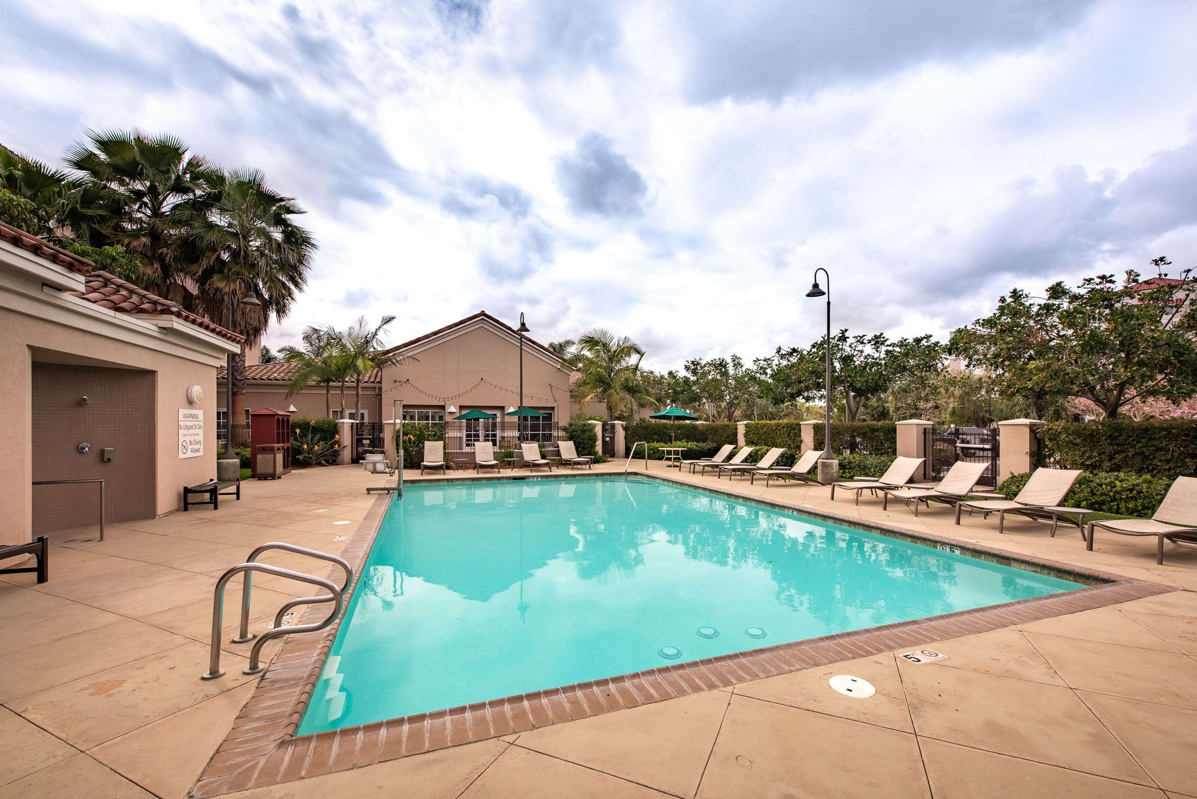 Homewood Suites By Hilton Oxnard/Camarillo Exterior photo