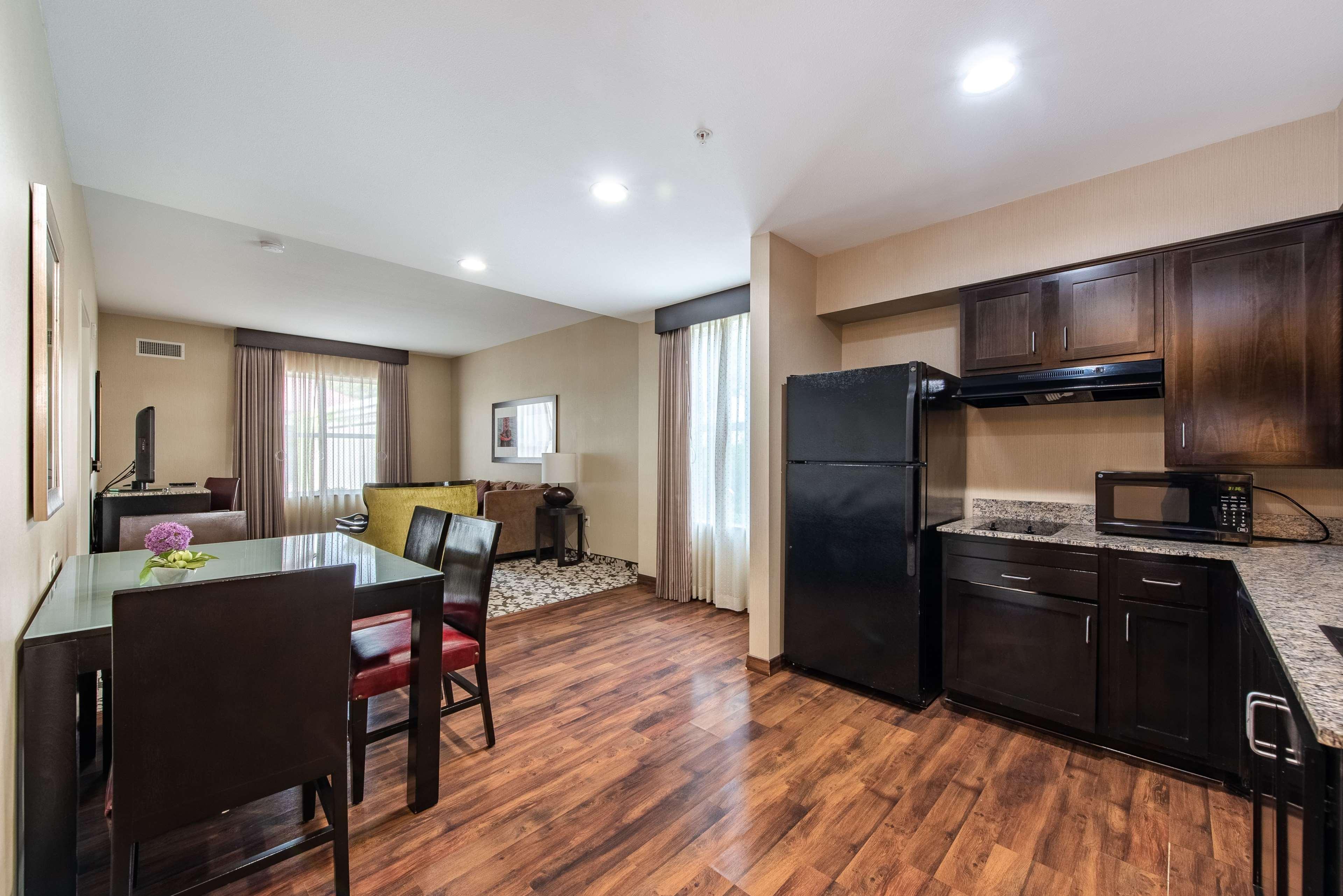 Homewood Suites By Hilton Oxnard/Camarillo Exterior photo