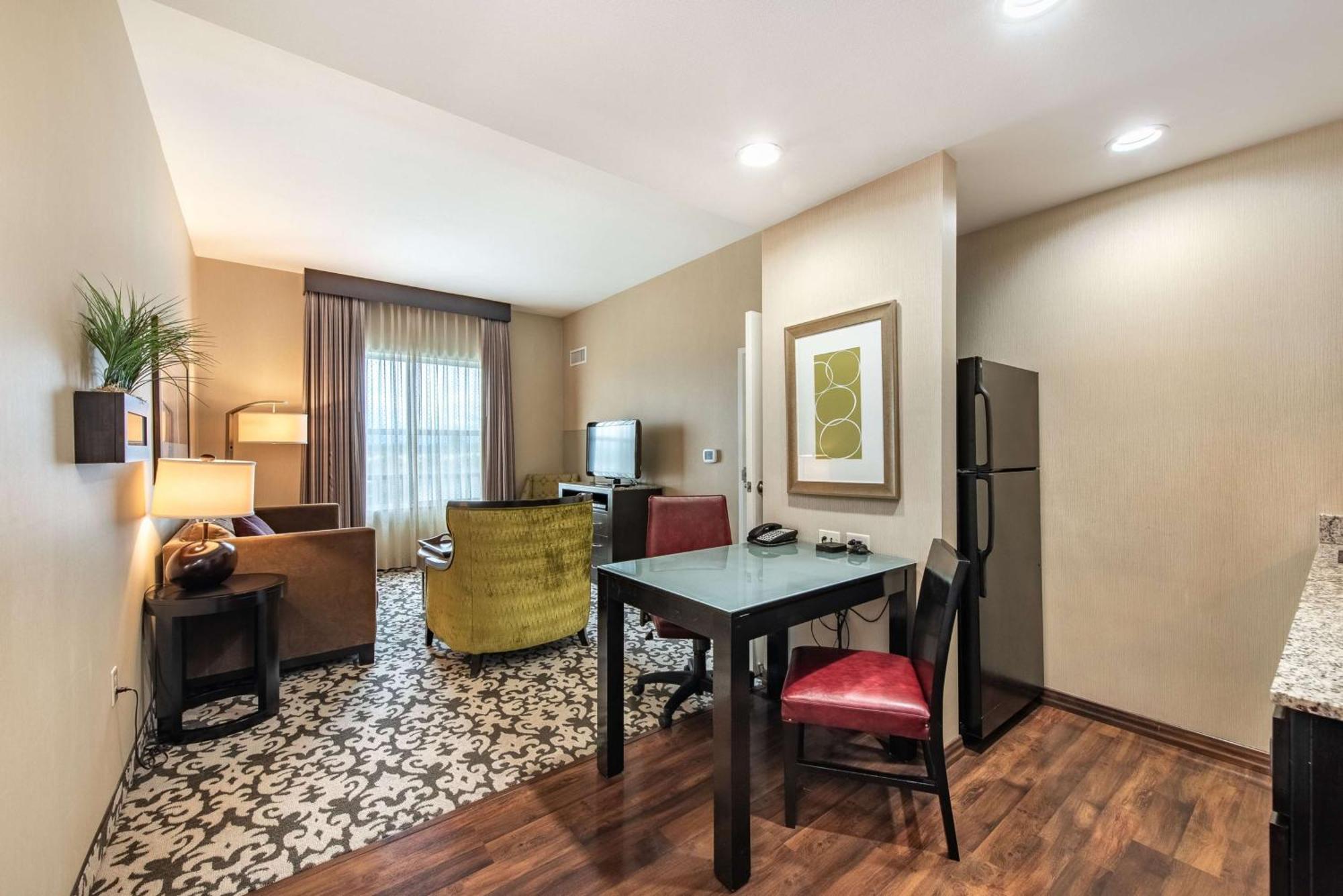 Homewood Suites By Hilton Oxnard/Camarillo Exterior photo